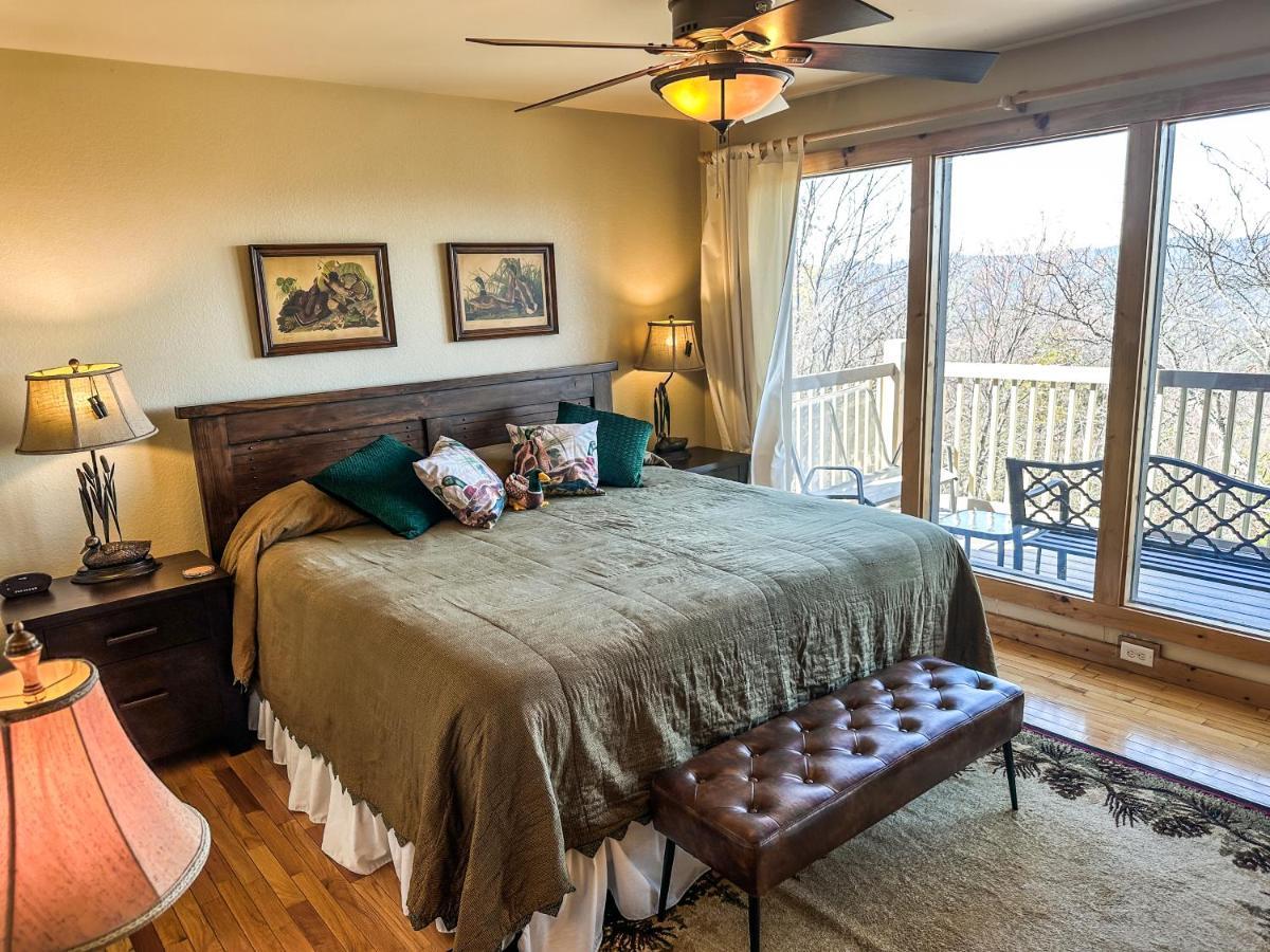 Tanasi Lodge - Reunions, Retreats, Weddings, Family Getaways Sevierville Exterior photo